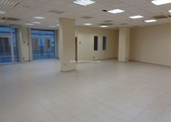LOCAL COMERCIAL EN ALQUILER