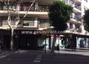 SE VENDE OFICINA EN EL CENTRO DE PALMA.