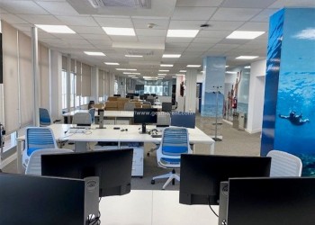 OFICINA EN VENTA CON INQUILINO EN POLIGONO SON CASTELLO