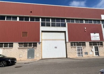 NAVE EN VENTA EN MOLINS DE REI