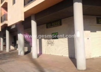 LOCAL EN VENTA EN ZONA CAS CAPISCOL.
