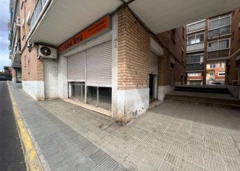 LOCAL EN VENTA EN ESPARRAGUERA