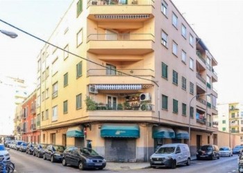 LOCAL COMERCIAL EN VENTA EN FONERS