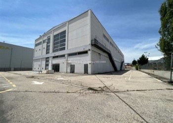 NAVE INDUSTRIAL EN VENTA EN LAS ROZAS DE MADRID