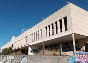 NAVE EN OBRA PARADA EN VENTA EN TARRAGONA