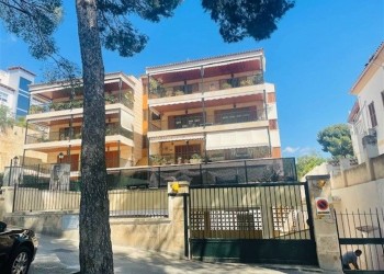 CONJUNTO DE 3 LOCALES EN ALQUILER EN SON ARMADAMS