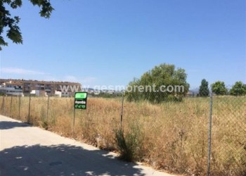 SE ALQUILA SOLAR EN POLIGONO SON FUSTER.